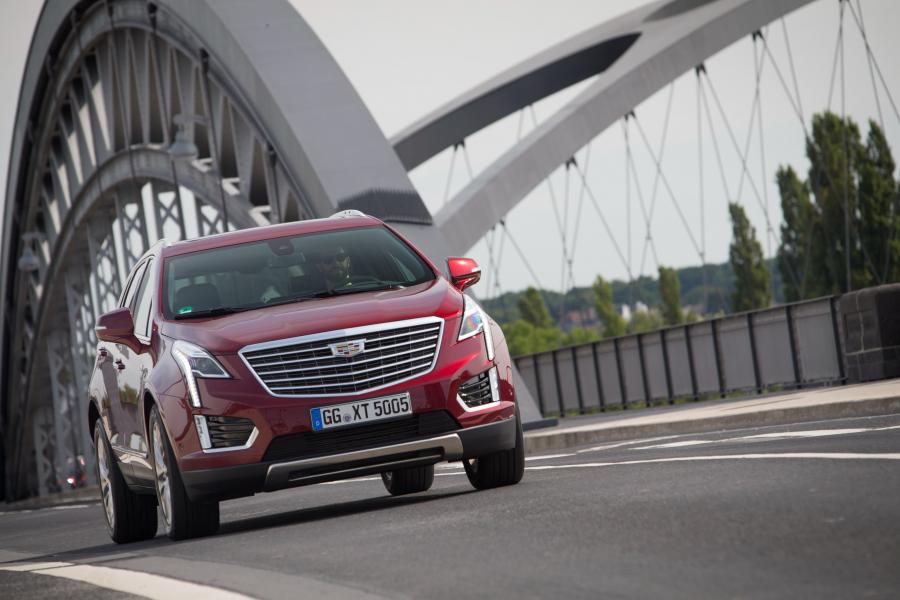  Cadillac XT5 2016 года  (EU) (фото 33 из 42)